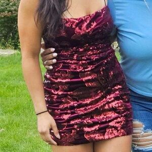 B. Smart Red Sequin Mini Dress Spaghetti Strap Bodycon